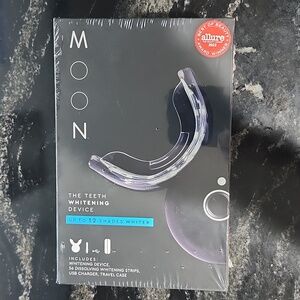 Moon the teeth whitening device upc# 850000958877